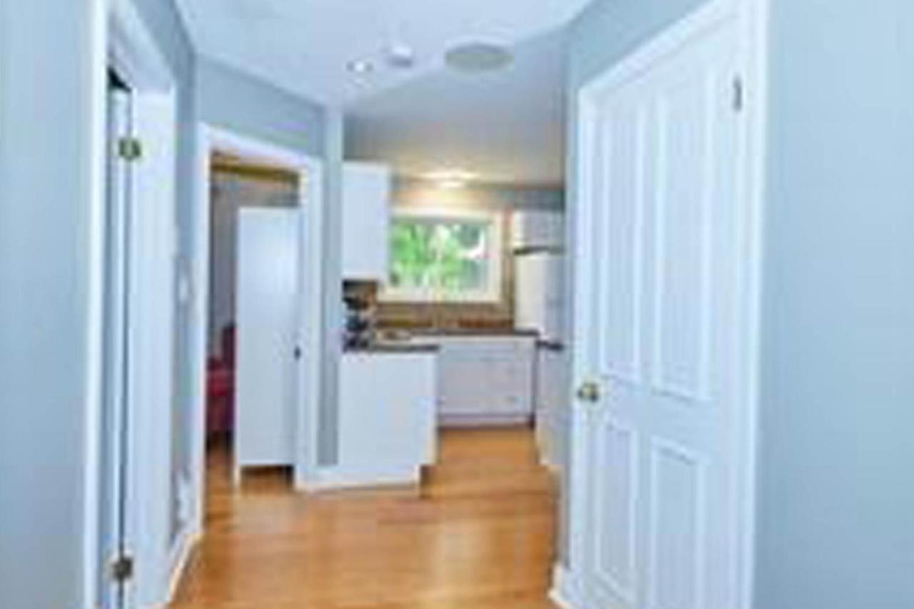 Maple Tree Cottage License # 058-2022 Ниагара-он-те-Лейк Экстерьер фото
